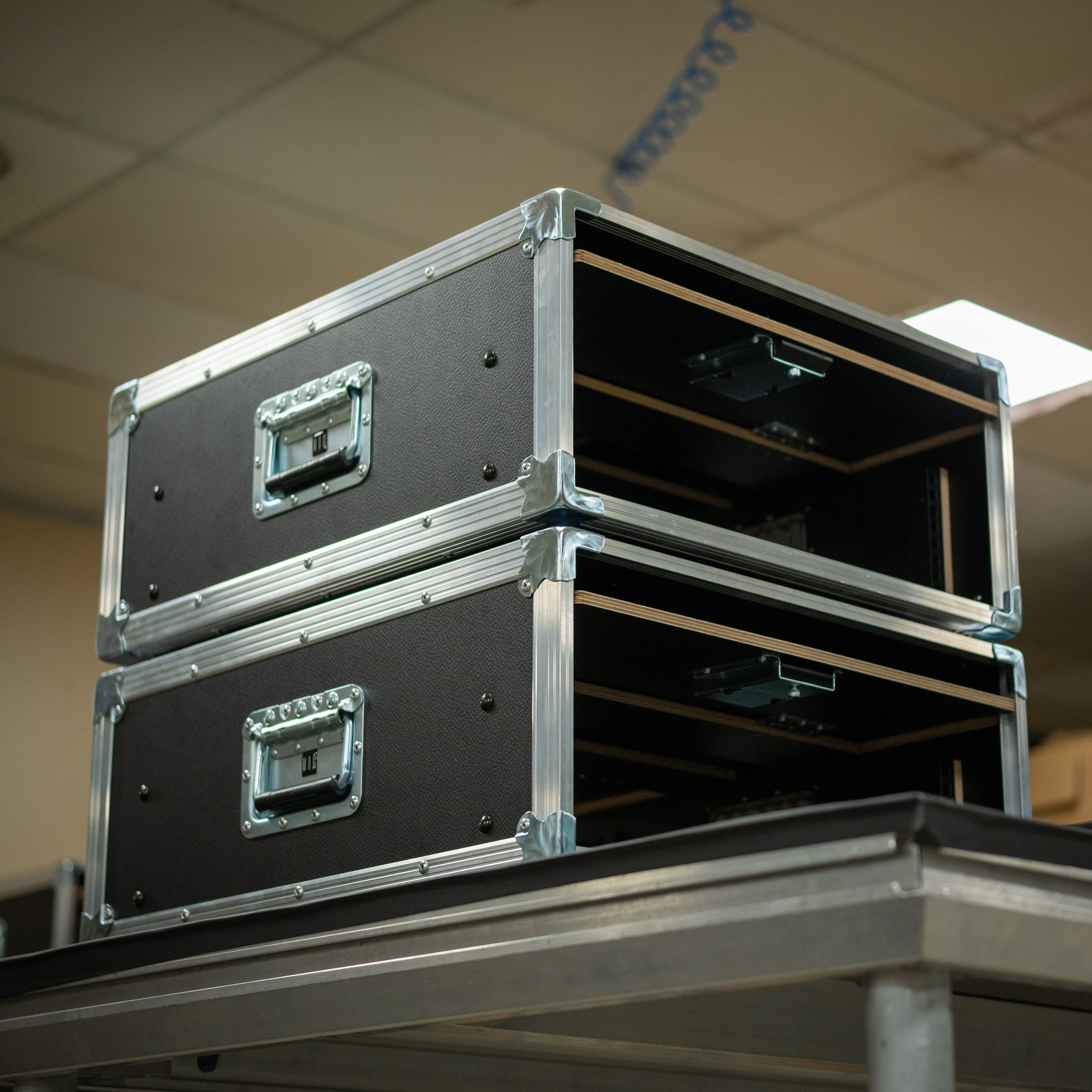 M Cases — Flight cases professionnels fabriqués sur mesure en France
